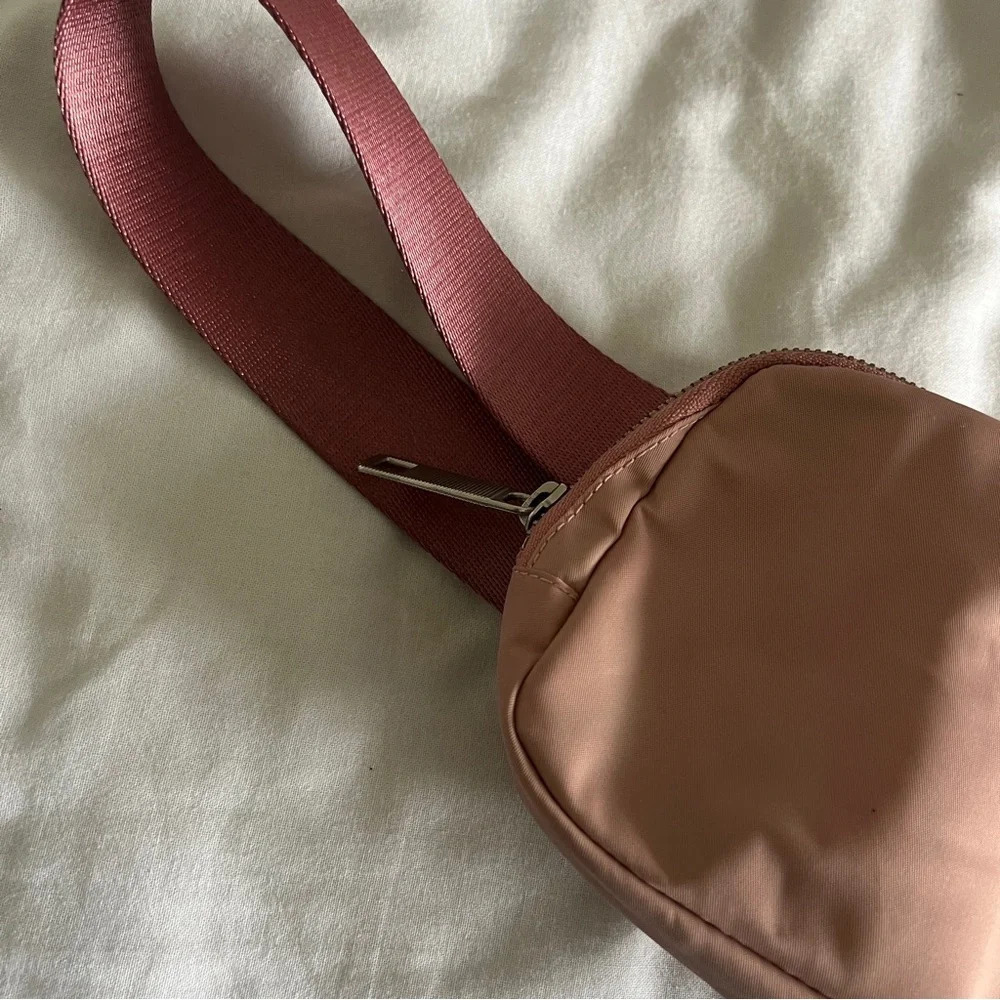 🧡 Lululemon OG Everywhere Belt Bag - Picture 4 of 8